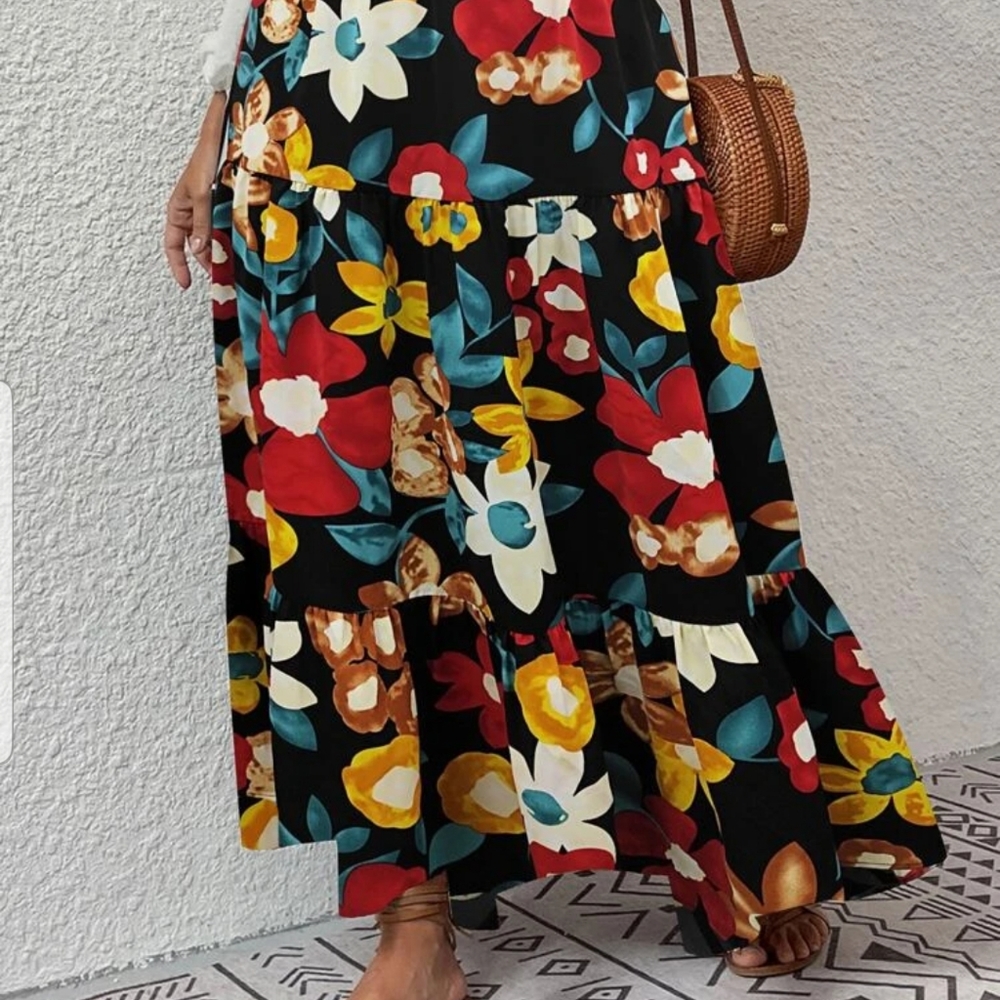 Floral print ruffle hem skirt